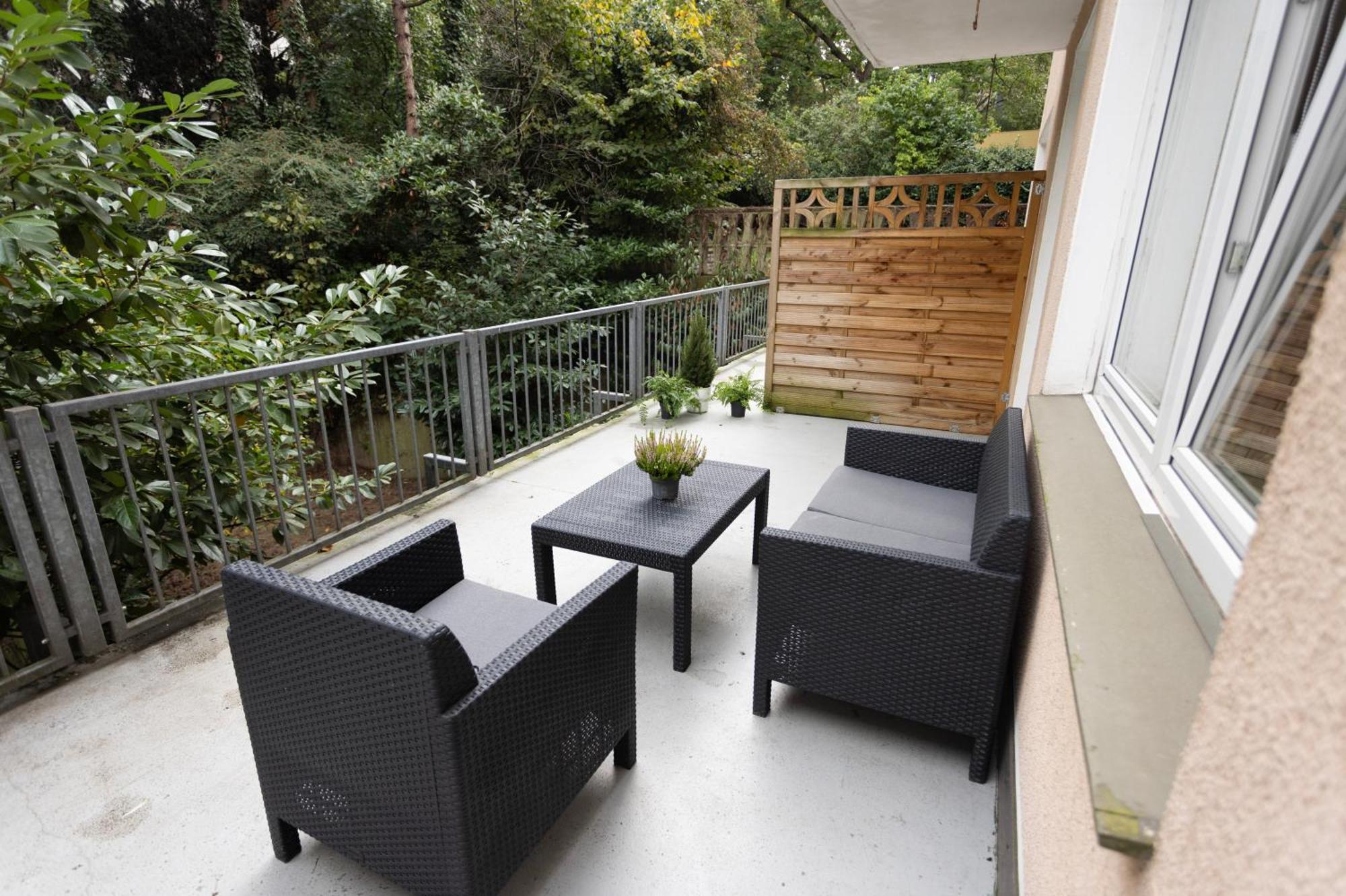 Central Apartment With Terrace And A Free Parking ドゥイスブルグ エクステリア 写真